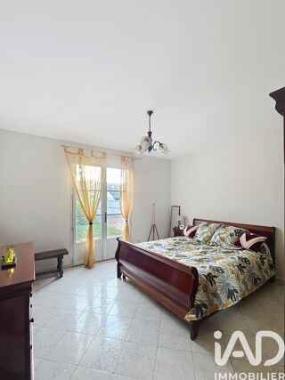  Maison � vendre 9 pi�ces 240 m�