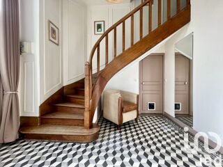  Maison  vendre 6 pices 201 m