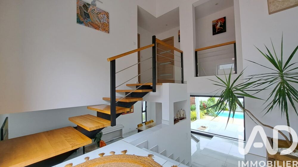 � vendre  Villa Saint-Pierre (97410)