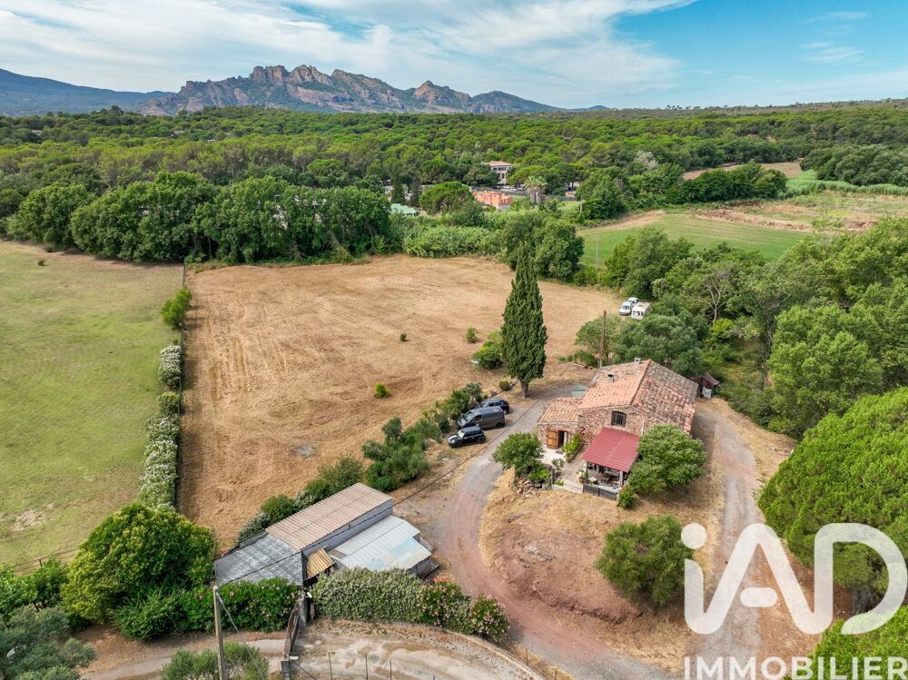 � vendre  Maison Roquebrune-sur-Argens (83520)