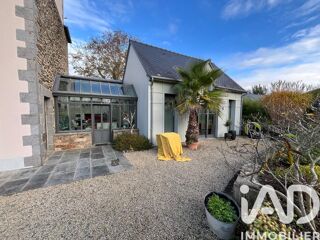  Villa  vendre 7 pices 350 m