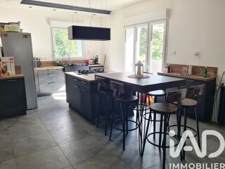  Maison � vendre 9 pi�ces 370 m�