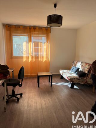  Immeuble � vendre 374 m�