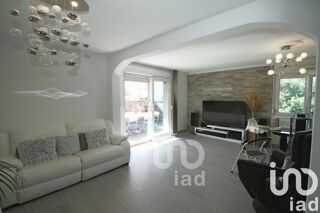  Maison  vendre 5 pices 230 m