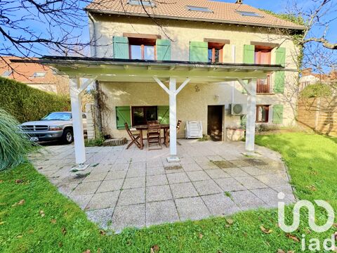   Vente Maison traditionnelle 5 pices Maison - 5 pice(s) - 136 m