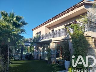  Maison � vendre 7 pi�ces 205 m�