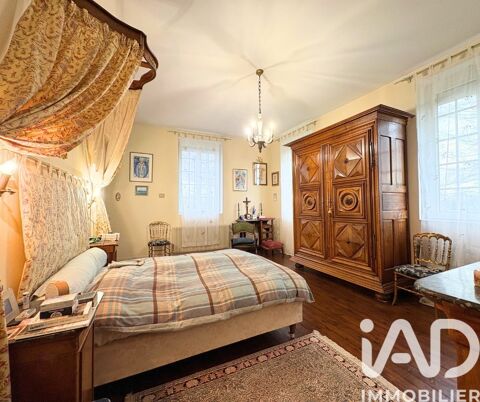   Vente Maison/villa 8 pi�ces Maison - 8 pi�ce(s) - 305 m�