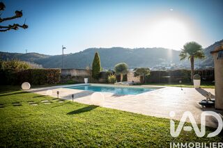  Maison  vendre 6 pices 332 m