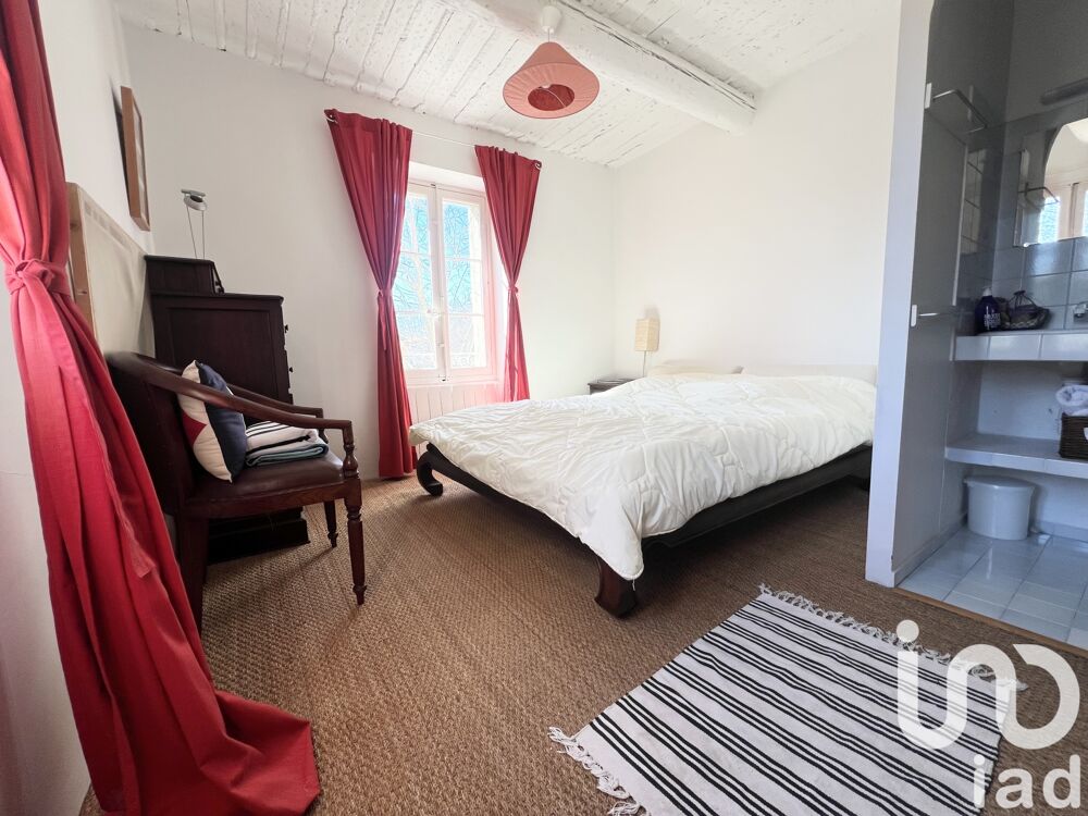 � vendre  Maison P�lissanne (13330)