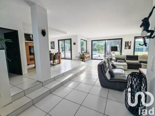  Villa � vendre 7 pi�ces 350 m�