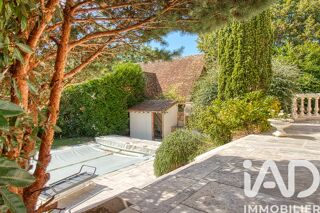  Maison � vendre 10 pi�ces 235 m�