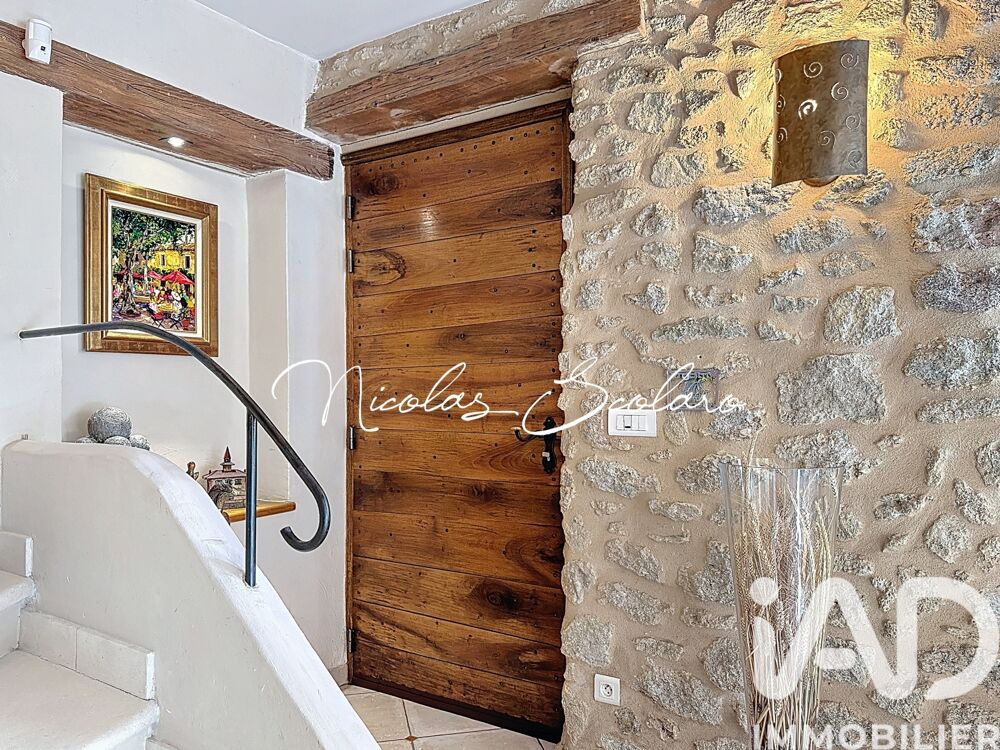 � vendre  Maison Cheval-Blanc (84460)