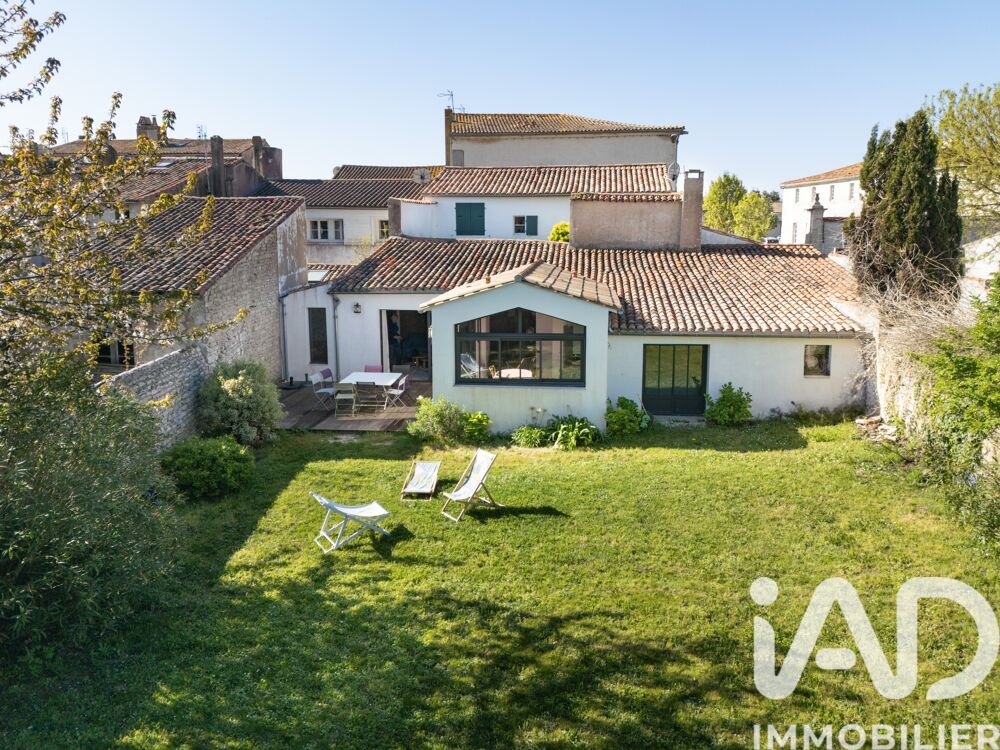 � vendre  Maison Saint-Martin-de-R� (17410)