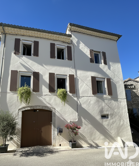   Vente Maison de village 7 pi�ces Maison - 7 pi�ce(s) - 180 m�