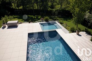  Villa � vendre 6 pi�ces 285 m�