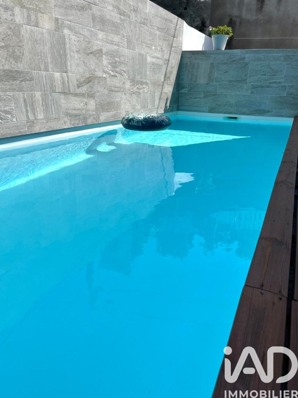 � vendre  Maison Saint-Pierre (97410)