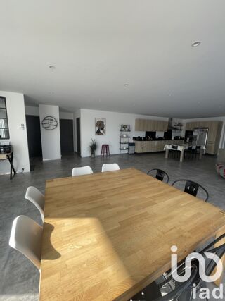  Maison  vendre 7 pices 207 m