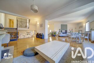  Maison � vendre 8 pi�ces 205 m�