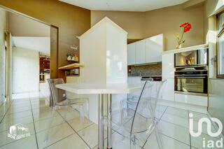  Villa � vendre 7 pi�ces 218 m�