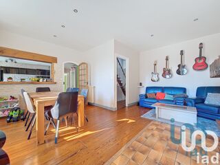  Maison � vendre 9 pi�ces 200 m�