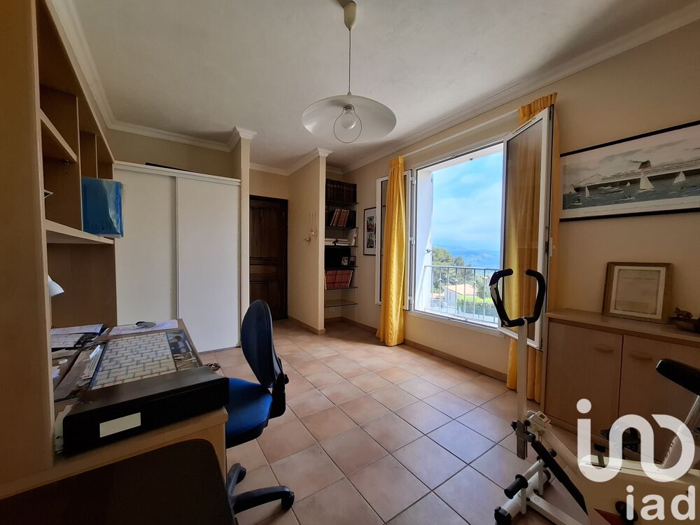 � vendre  Villa Roquefort-les-Pins (06330)