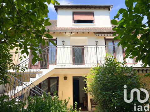   Vente Maison/villa 7 pices Maison - 7 pice(s) - 177 m
