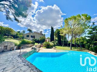  Villa � vendre 10 pi�ces 261 m�