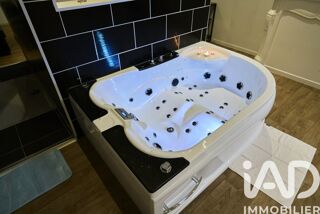  Immeuble � vendre 242 m�