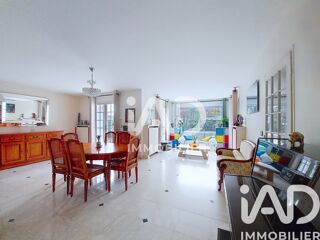  Villa � vendre 13 pi�ces 304 m�