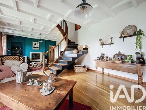   Vente Maison/villa 10 pi�ces Maison - 10 pi�ce(s) - 220 m�