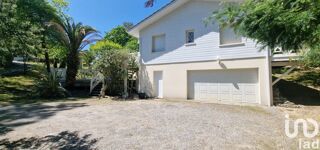  Villa  vendre 6 pices 195 m
