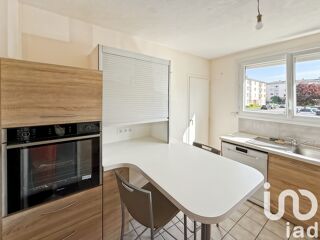  Appartement � vendre 5 pi�ces 82 m�