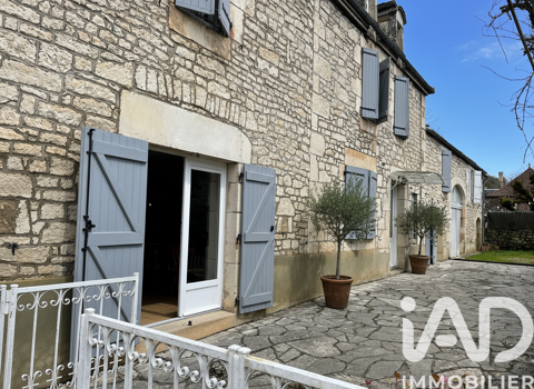   Vente Maison de village 6 pi�ces Maison - 6 pi�ce(s) - 145 m�