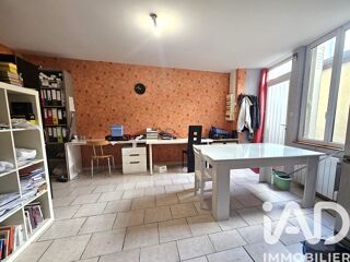  Immeuble � vendre 202 m�