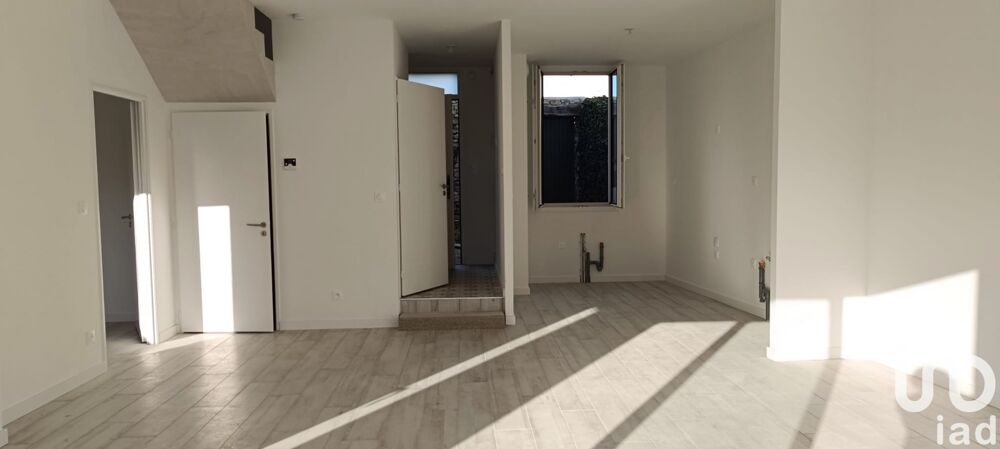  vendre  Maison Sainte-Marie-de-R (17740)