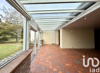  Villa  vendre 8 pices 191 m