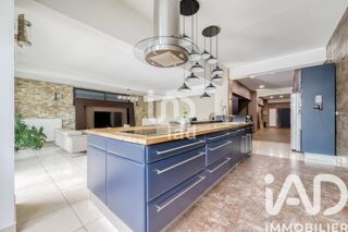  Appartement  vendre 7 pices 263 m