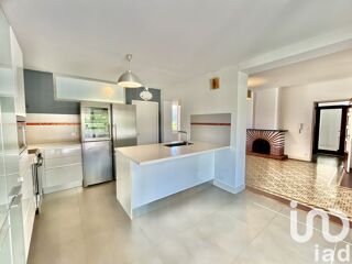  Maison  vendre 7 pices 300 m