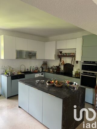  Propri�t�/ch�teau � vendre 10 pi�ces 295 m�