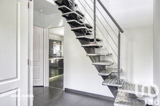  Maison  vendre 6 pices 144 m