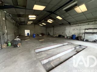  Parking / Garage � vendre 233 m�