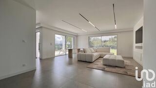  Villa  vendre 6 pices 190 m