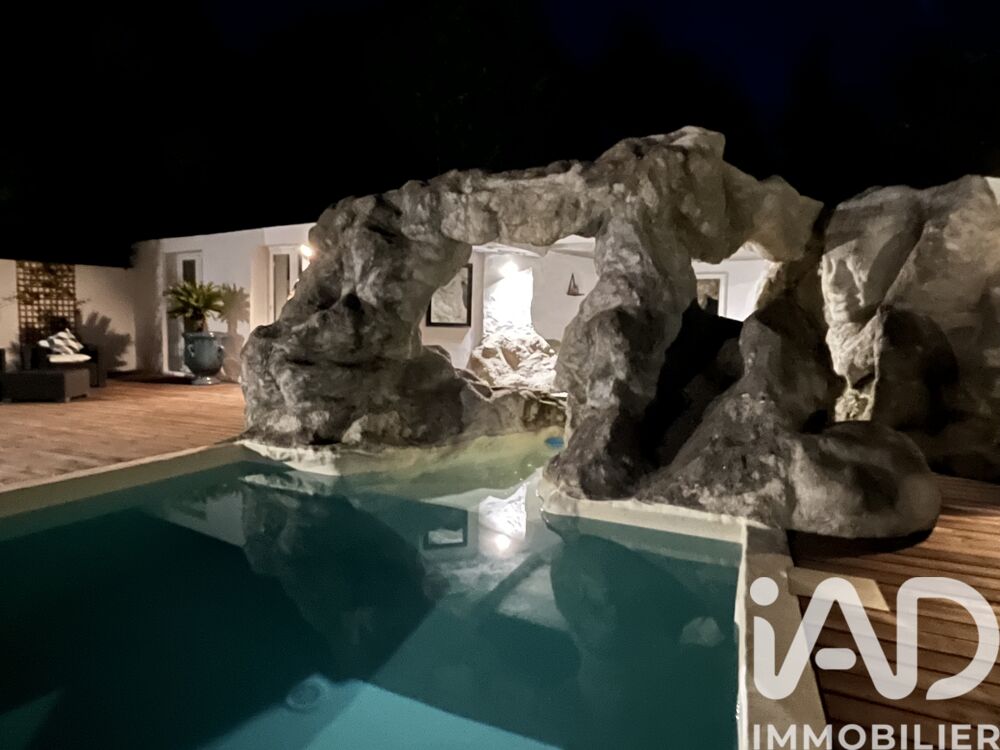 � vendre  Villa Collias (30210)