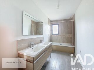  Propri�t�/ch�teau � vendre 5 pi�ces 135 m�