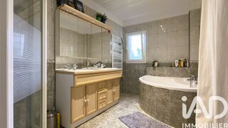  Maison � vendre 8 pi�ces 185 m�