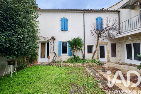   Vente Maison de village 7 pi�ces Maison - 7 pi�ce(s) - 208 m�