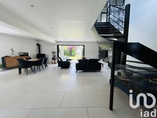  Maison  vendre 7 pices 200 m