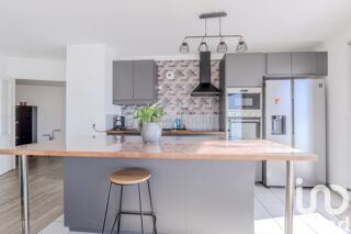  Appartement  vendre 4 pices 84 m