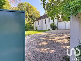  Maison  vendre 13 pices 360 m