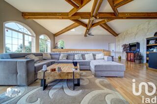  Maison � vendre 9 pi�ces 219 m�